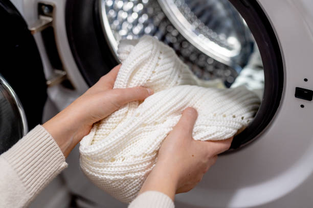 wash and wear clothes